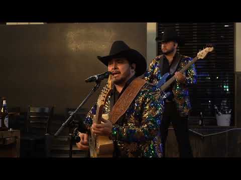 Los Grande Del Norte   Tuve Que Dejarla Ir (en vivo)