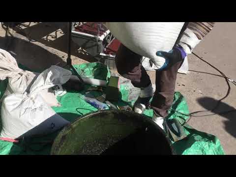 Сделай Сам набор бесшовного покрытия из резиновой крошки ФИНИШ 1.5 м2 подготовка рабочей смеси.