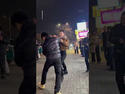 忍无可忍无须再忍！#功夫#正能量#劇情#防身術