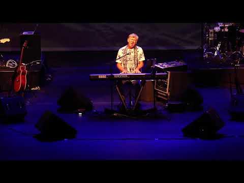 Flávio Venturini - Andarilho (Flávio Venturini, Márcio Borges & Murilo Antunes)