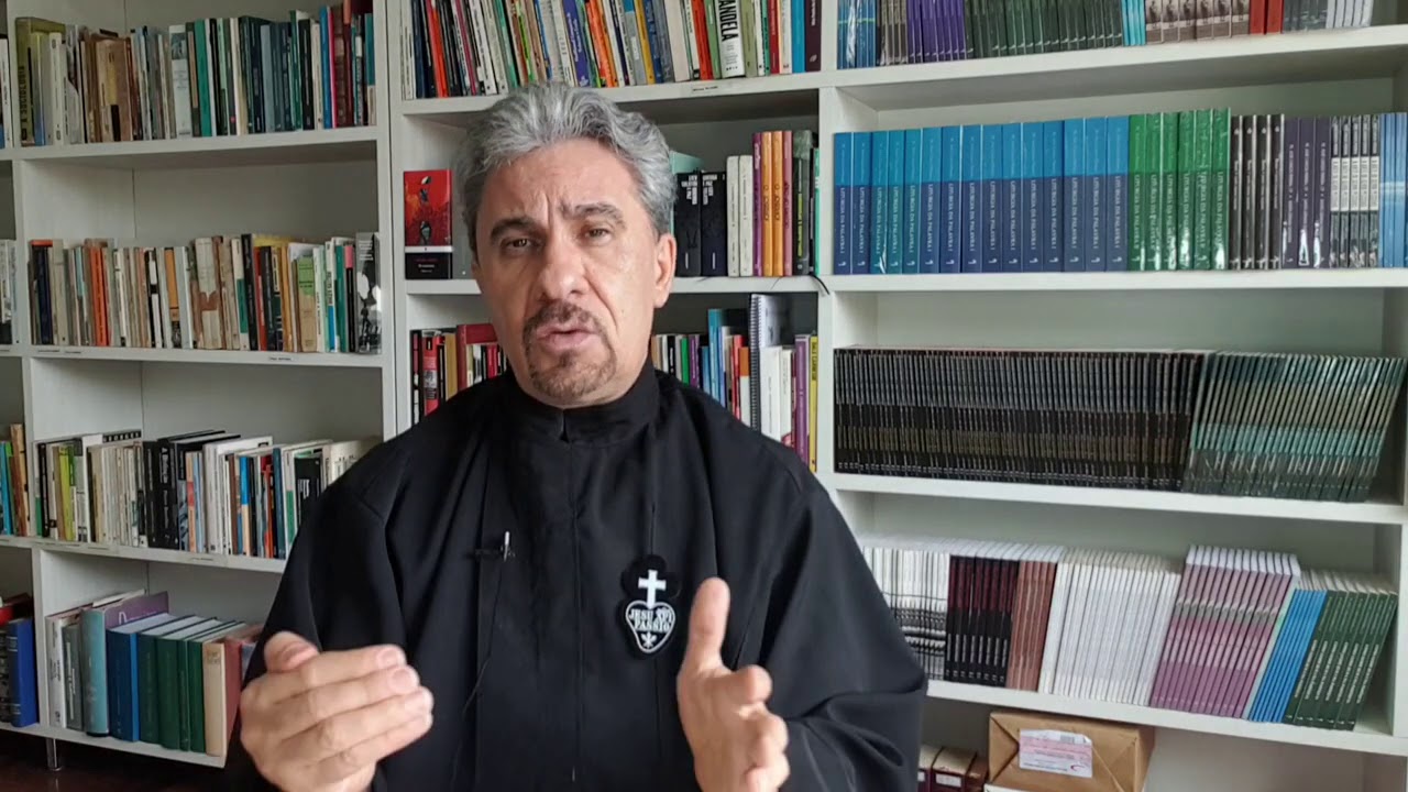 ENTENDA O QUE FAZ QUEM COORDENA UMA COMUNIDADE