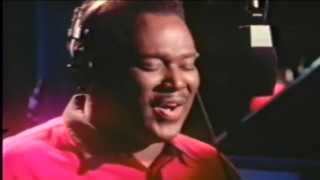 #nowwatching Luther Vandross LIVE - A House Is Not A Home