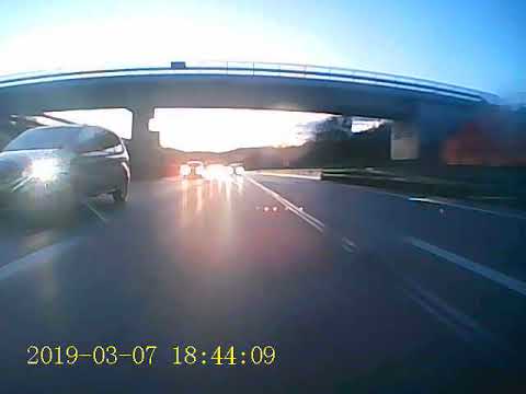 schweize Autobahn Geschwindigkeitsüberwachung Blitzer hinten Cam um 18 44 08