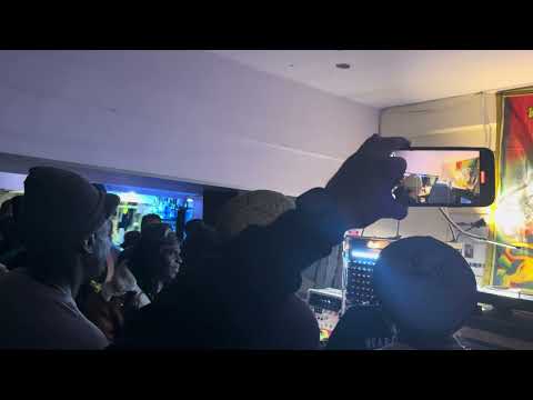 Aba Shanti-I playing Earthquake - The Redeemer [90s Dubplate] @ Club Sixes 11/01/25