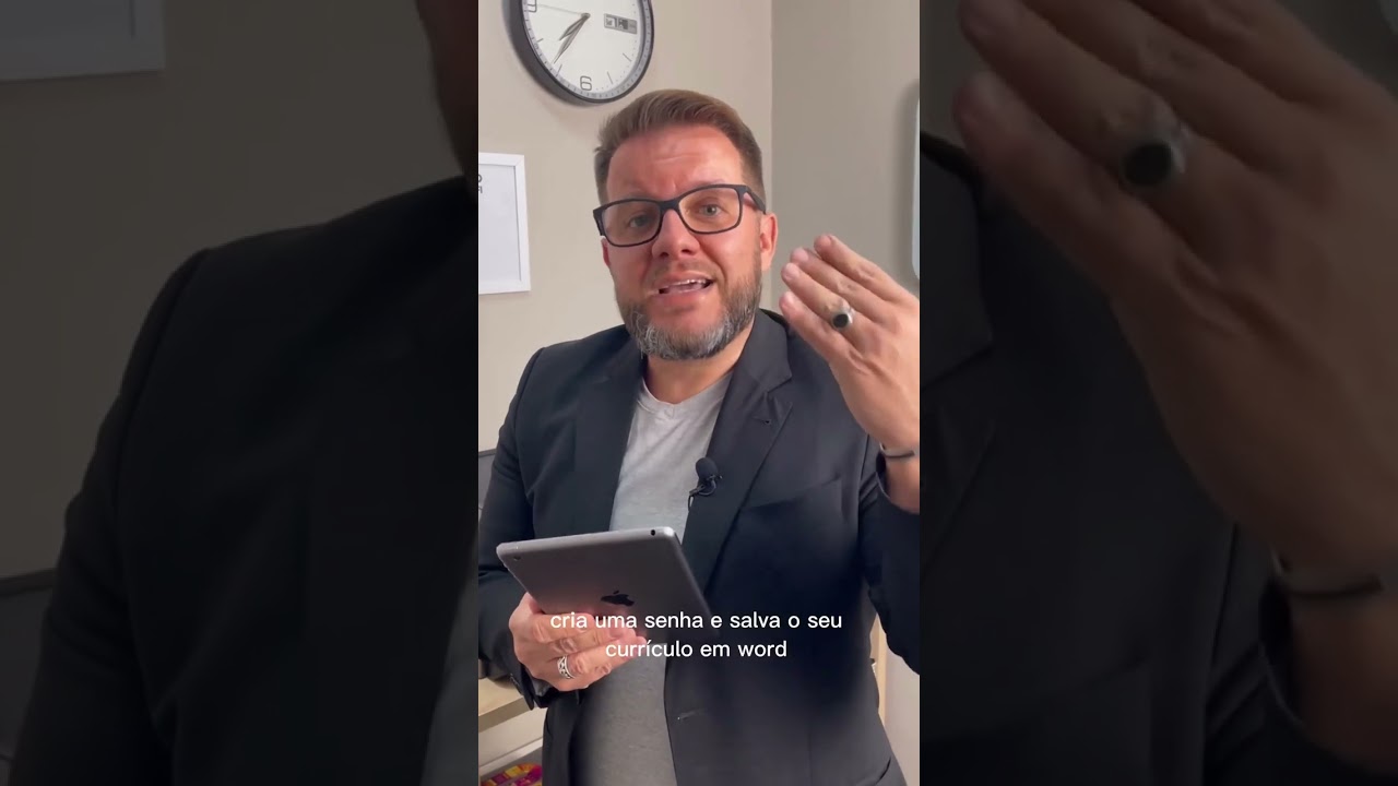 #Shorts Qual o melhor formato de currículo: Word ou PDF