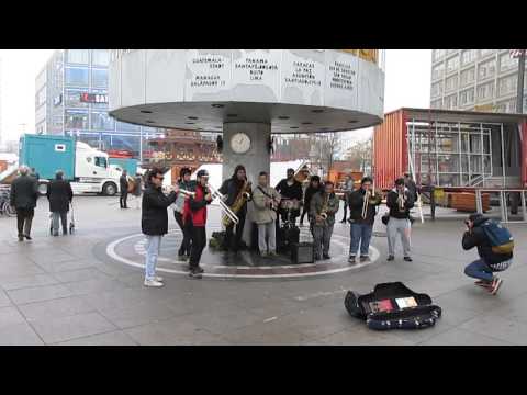 Santiago Downbeat @ Alexanderplatz, Berlin - Guns Of Navarone