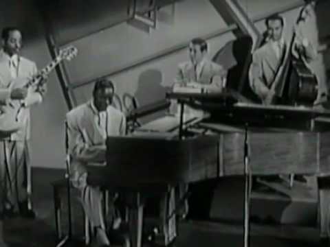 Nat King COLE & His Trio " Route 66 " !!!