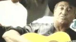 En La Casa De La Trova Lyrics English Translation