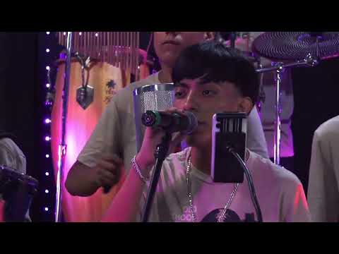 LOS D LA KUADRA - (Pass Me a Rest) Live Tonche Live