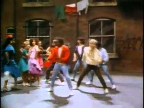 download lagu mp3 mp4 Everybodys Laughing, download lagu Everybodys Laughing gratis, unduh video klip Everybodys Laughing