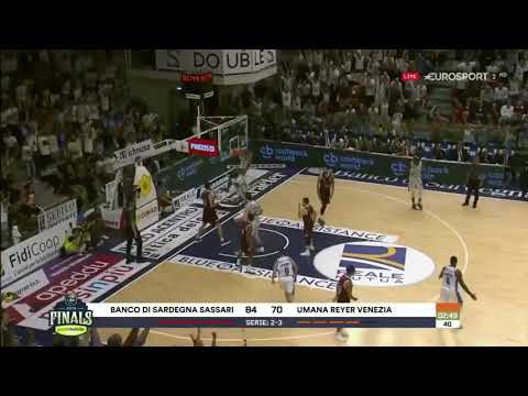DUNK OF THE YEAR!!! 😮😮😮 Tyrus McGee Dinamo Sassari
