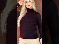 Colete Feminino de Tricot com Gola Alta e Tramas Trabalhadas - Preto