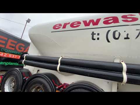 Trailer Trailer Spitzer Powder Cement Tanker...ya - Image 2