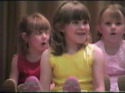 Alyssa First Grade Play 2005