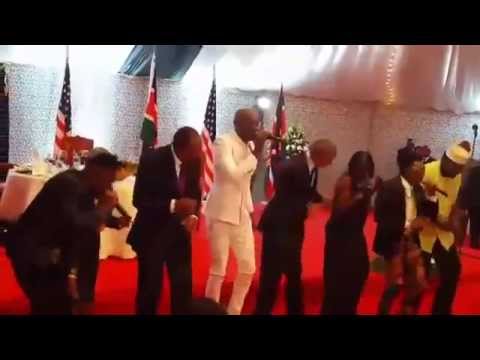 Obama dance Kenya Sauti Sol's - Sura Yako- in Nairobi- Full Version
