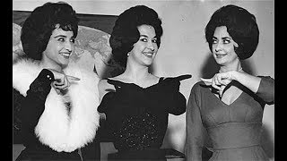 78 RPM – The De Castro Sisters – It’s Love (1954)