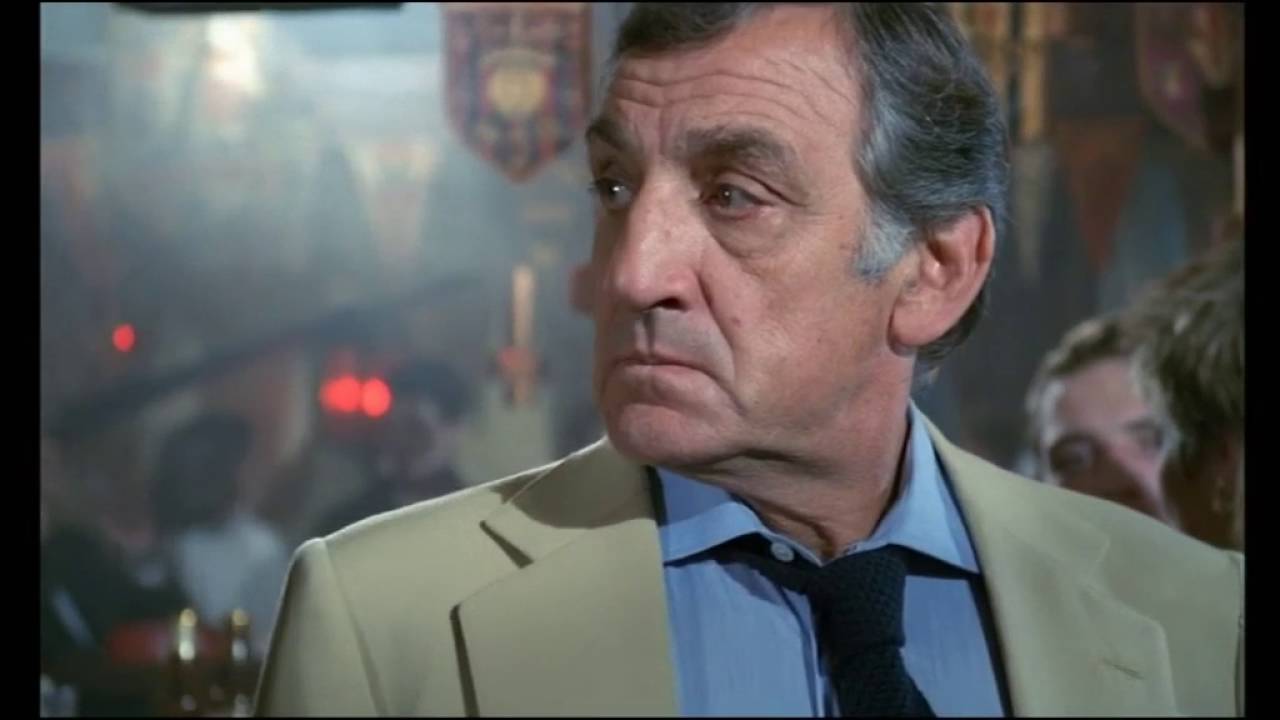 Miniature de la vidéo Espion, lève-toi (1982) - Un gin tonic du film Espion, lève-toi