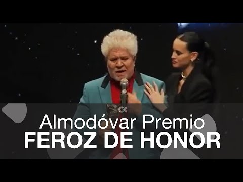 Pedro Almodóvar recibe el Premio Feroz de Honor