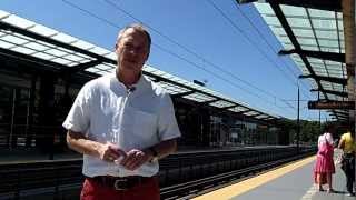 preview picture of video 'Mark Linvill's Favorite Seattle Things - Soundtransit LightRail'