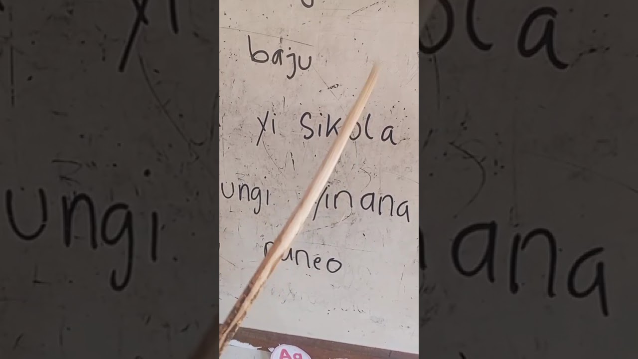 Membaca dengan menggunakan bahasa daerah Buton (Wolio)