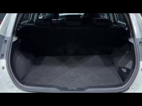 Toyota Auris 1.8L HYBRID AUTOMATIC - HALF BLACK LE - Image 2