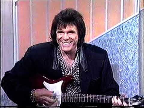DEL SHANNON - RUNAWAY AND HATS OFF TO LARRY LIVE AND INTERVIEW 1989