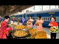 रेलवे स्टेशन पर गरमा गरम Pakode Pakoras At Railway Station S