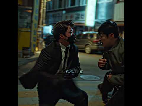 Gun woo save his mom | bloodhounds | #bloodhound #kdrama #shorts