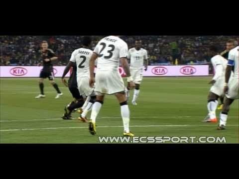 Hans Sarpei Ball in Face [Germany vs. Ghana]