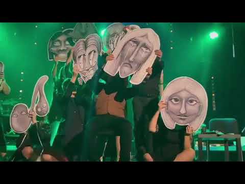 Kora z Bystrzycy Kłodzkiej. Burmistrz Renata Surma w spektaklu Teatru RAZY DWA.