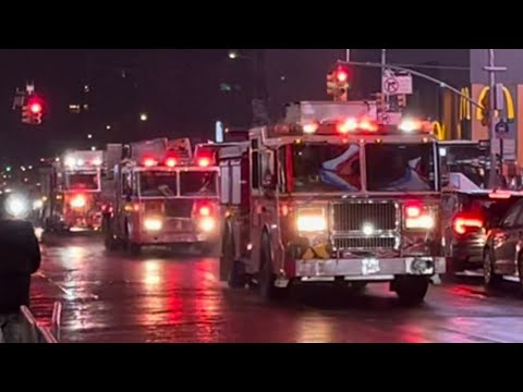 FDNY Responding With Blaring Sirens and Airhorns in Midtown Manhattan