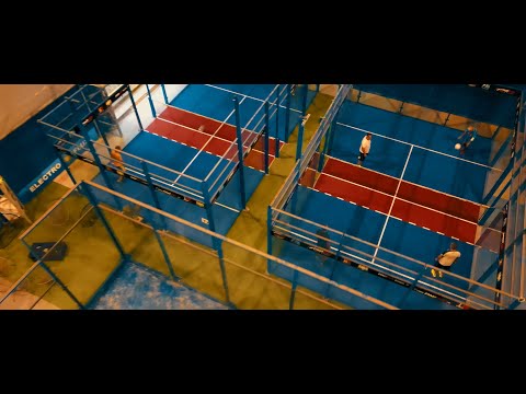 Padbol la Flux Arena din Craiova! Ce sporturi se practică intr-o bază sportivă modernă!