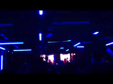 hardwell @ sankeys - hit it