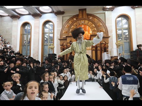 שמחת בית השואבה עם ר מיילך בידרמן Rav Elimelech Biderman Simchat Beit HaShoeivah