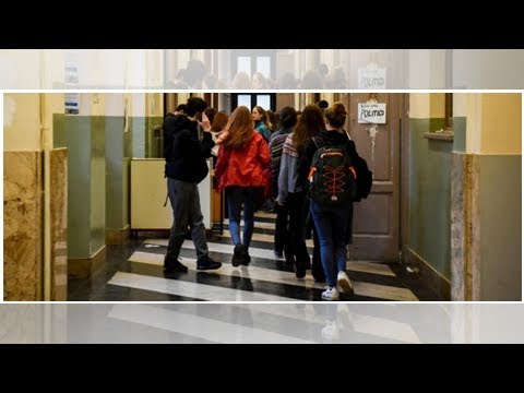 Palermo, prof ipovedente allontana alunna dall'aula e il padre lo picchia: emorragia cerebrale e ...