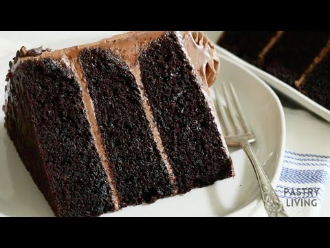 The BEST Chocolate Cake I’ve ever had (& It's So EASY To Make!)