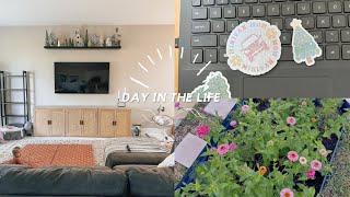 Day in the Life // new furniture