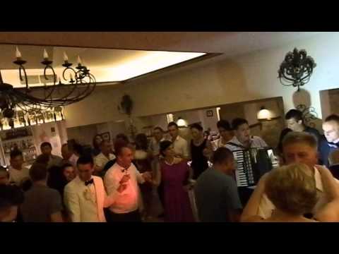 FORMATIE NUNTA BACAU-FLORIN TANASE (nunta RESTAURANT LA PORTA) 4.BEA FINU SI CU NANASUL NOU!!!