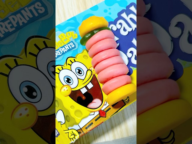 Vídeo relacionado con Krabby Patties Gummy Cardies, Hamburguesa en forma de Gomitas, regalos de fiesta de cumpleaños temáticos para niños, paquete de 3, 2.5 onzas