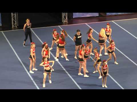 CTJ3 Hell ́s Cheerleaders České Budějovice Hells Flames at PCO 2019