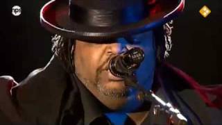 Candy Dulfer and band, Medley; Pick Up the Pieces; Hollywood Swinging