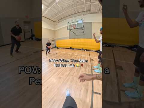 I Sold The Lob 😭🏀🥀 #dunk #basketball #fyp #funny #hoops #ballislife #fail