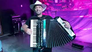 Olair Sanfoneiro tocando sucessos do Xote Vininho Itaperuna Tênis Clube 03/10/2026 #music #xote