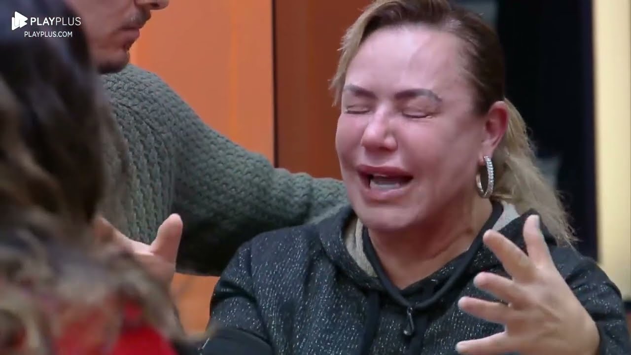 A Fazenda 16: Flor chora ao se sentir julgada com comentário de Camila