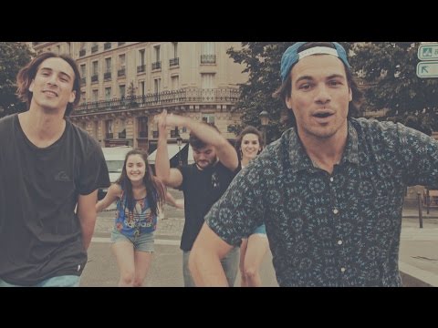 Leonie - L'été sera chaud (Clip Officiel)