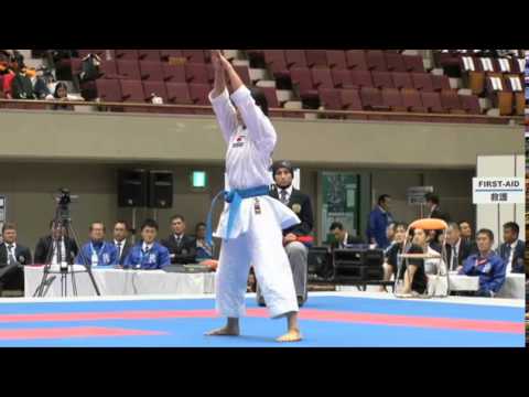 Grace Lau vs. Kiyou Shimizu - Female Kata FINAL - Asian Karate Championships 2015