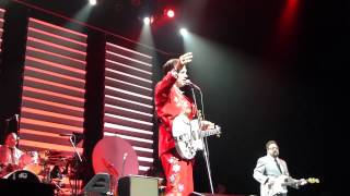 Chris Isaak - Notice the Ring &amp; Baby Did a Bad Bad Thing