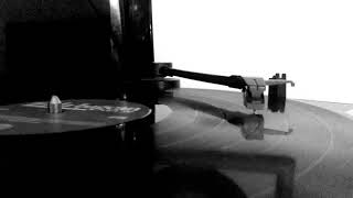 Selda Bağcan - Yürüyorum Dikenlerin Üstüne (Orijinal Plak Kaydı)