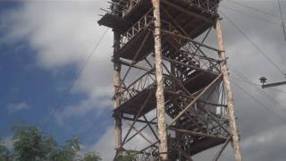 preview picture of video 'Zip line at entrance to Coba Ruins'
