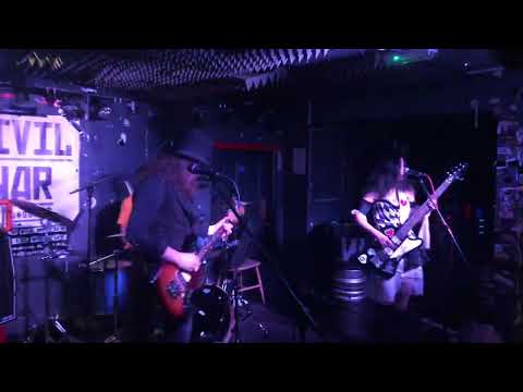 Aliceissleeping live at the Civil War Uprising 2021, Hope & Anchor